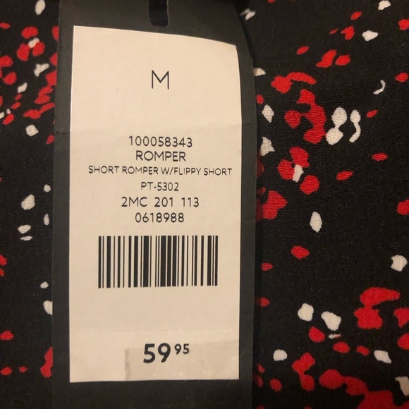 Dynamite Medium Black Red Floral Romper - Picture 6 of 8